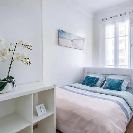 Apartment Modern Sea View On Promenade Des Nice