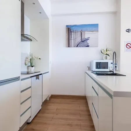 Apartment Modern Sea View On Promenade Des